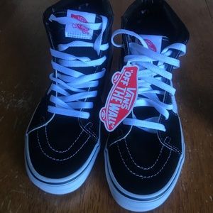 NEW Vans high tops